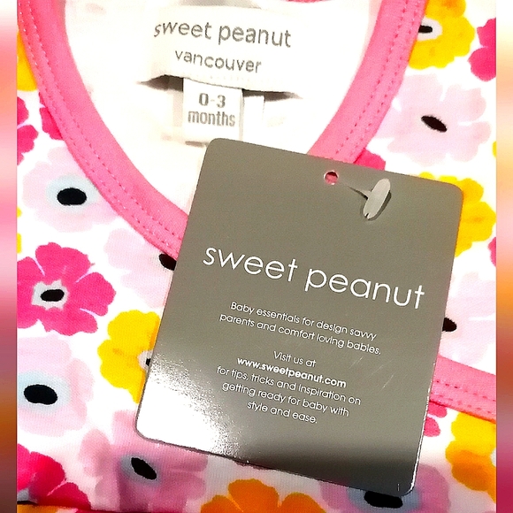 🔥SALE🔥 Sweet Peanut Floral Baby Girl Dress with Matching Pants NWT Sz 0-3M - Picture 3 of 6
